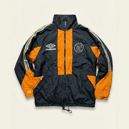 *THRIFTED* Vintage 90s Umbro Ajax windbreaker jacket (with hood)