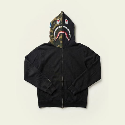 *THRIFTED* A BATHING APE® shark-motif Hoodie